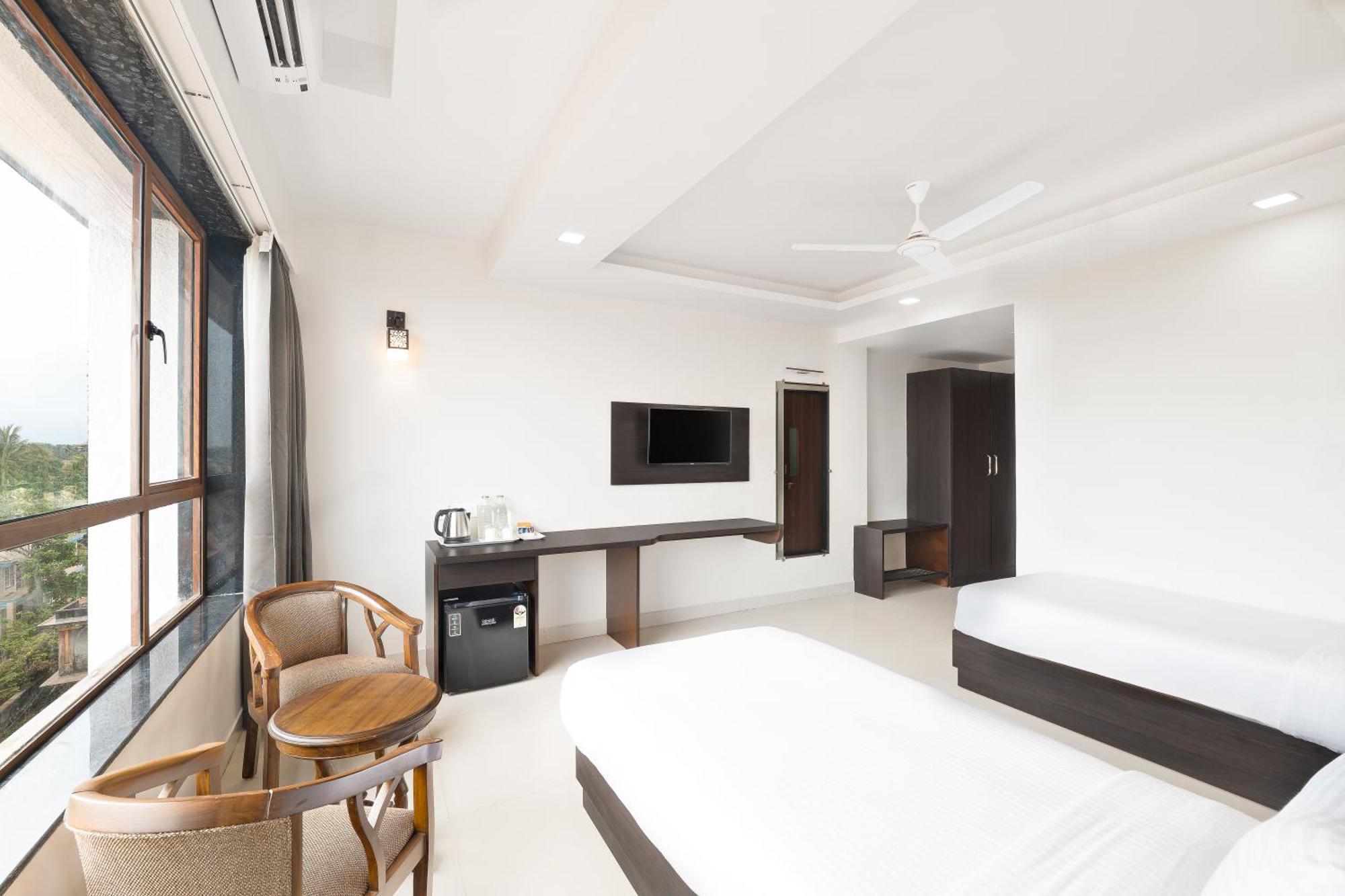 Bsg Porvorim Regency Hotel Goa Exterior foto